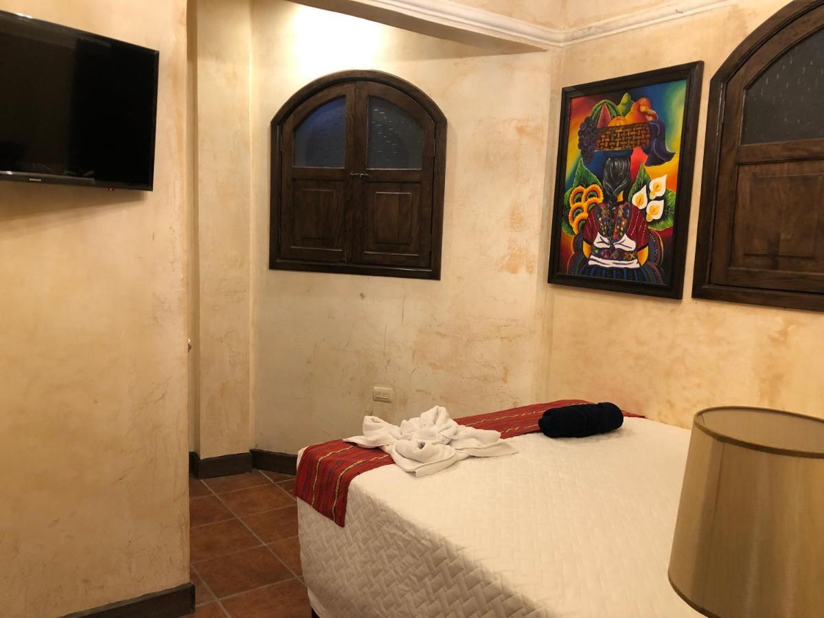 Hotel Mansion Del Rey By San Sebastian Antigua Exterior photo