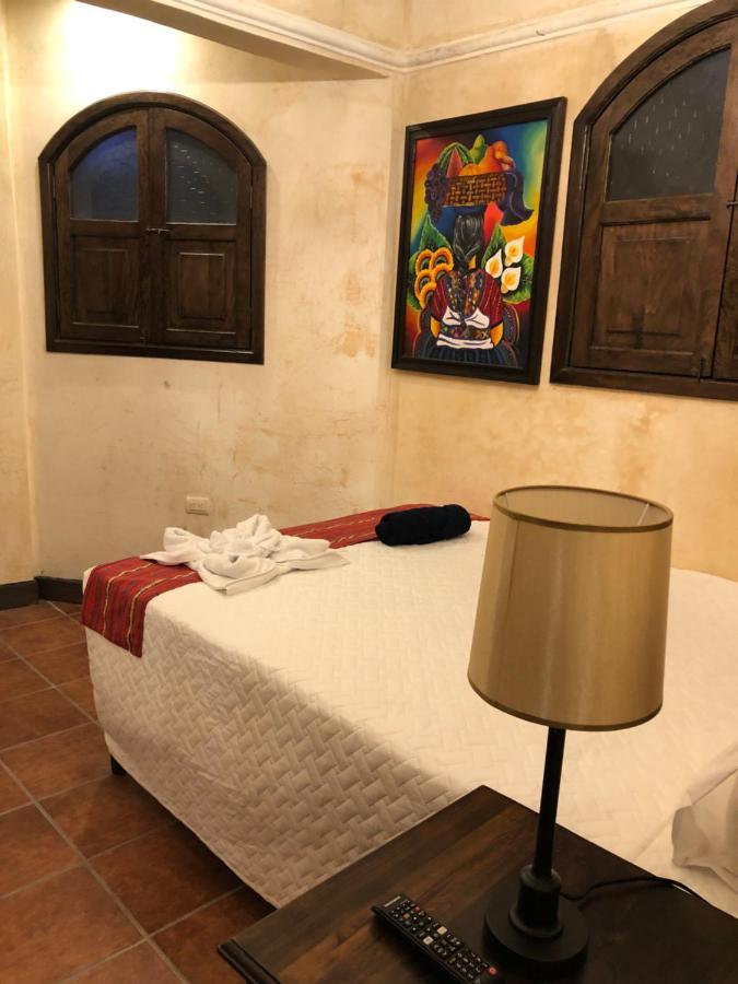 Hotel Mansion Del Rey By San Sebastian Antigua Exterior photo