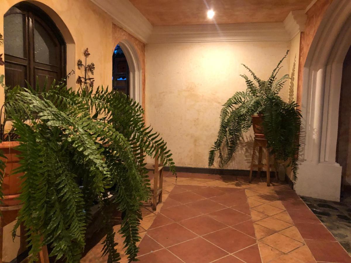Hotel Mansion Del Rey By San Sebastian Antigua Exterior photo